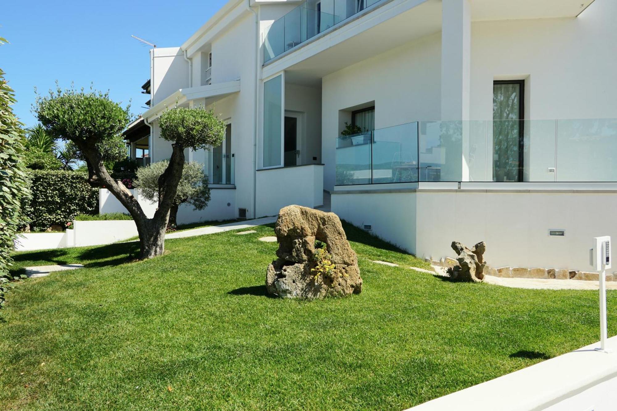 Chic & Charme Luxury Rooms Olbia Exterior photo